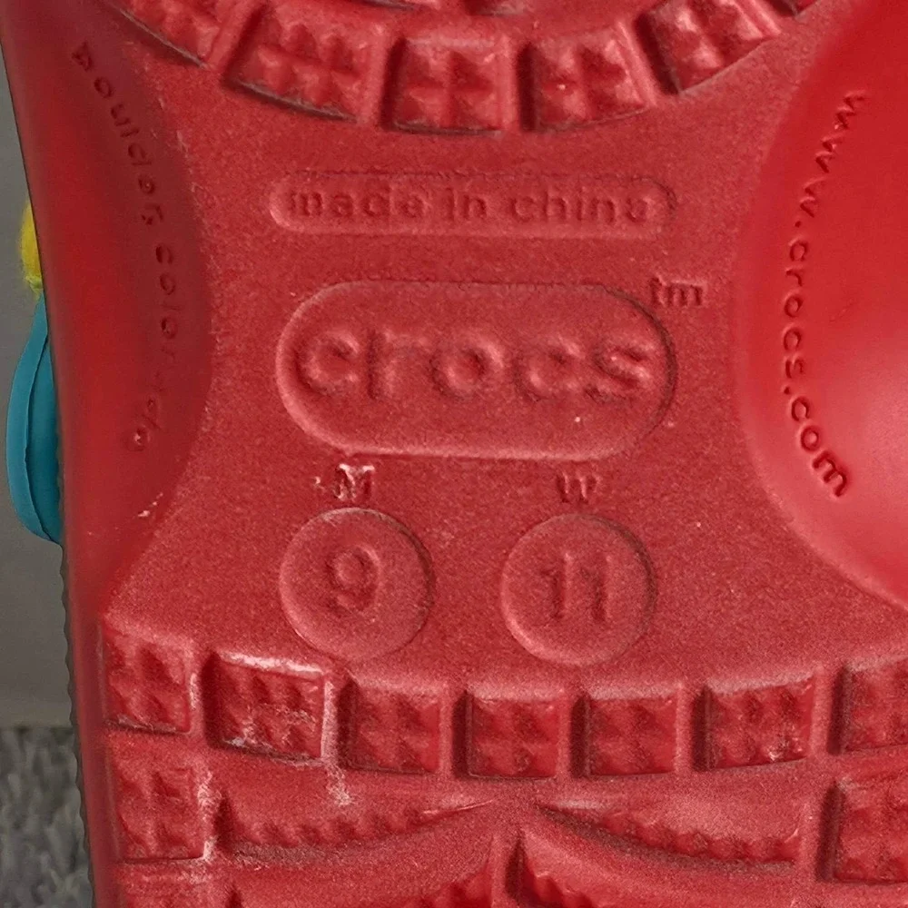 Crocs South Park Eric Cartman Classic‎ Clogs Size Men's 9 Women's 11 211500-90H